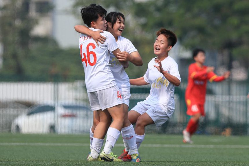 Phong Phú Hà Nam có cơ hội vô địch bóng đá nữ U16 - Ảnh 2. Phong Phú Hà Nam có cơ hội vô địch bóng đá nữ U16 - Ảnh 2.