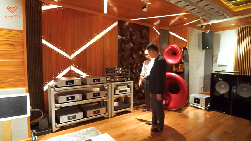 Thú chơi chiều chuộng đôi tai của giới siêu giàu: Chi triệu đô cho dàn loa, nghe giá một sợi dây điện mà choáng - Ảnh 2.