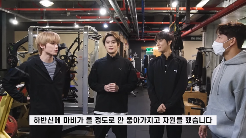 Nam idol Hàn Quốc bất ngờ thông báo nguy cơ bị liệt nửa người - Ảnh 2.