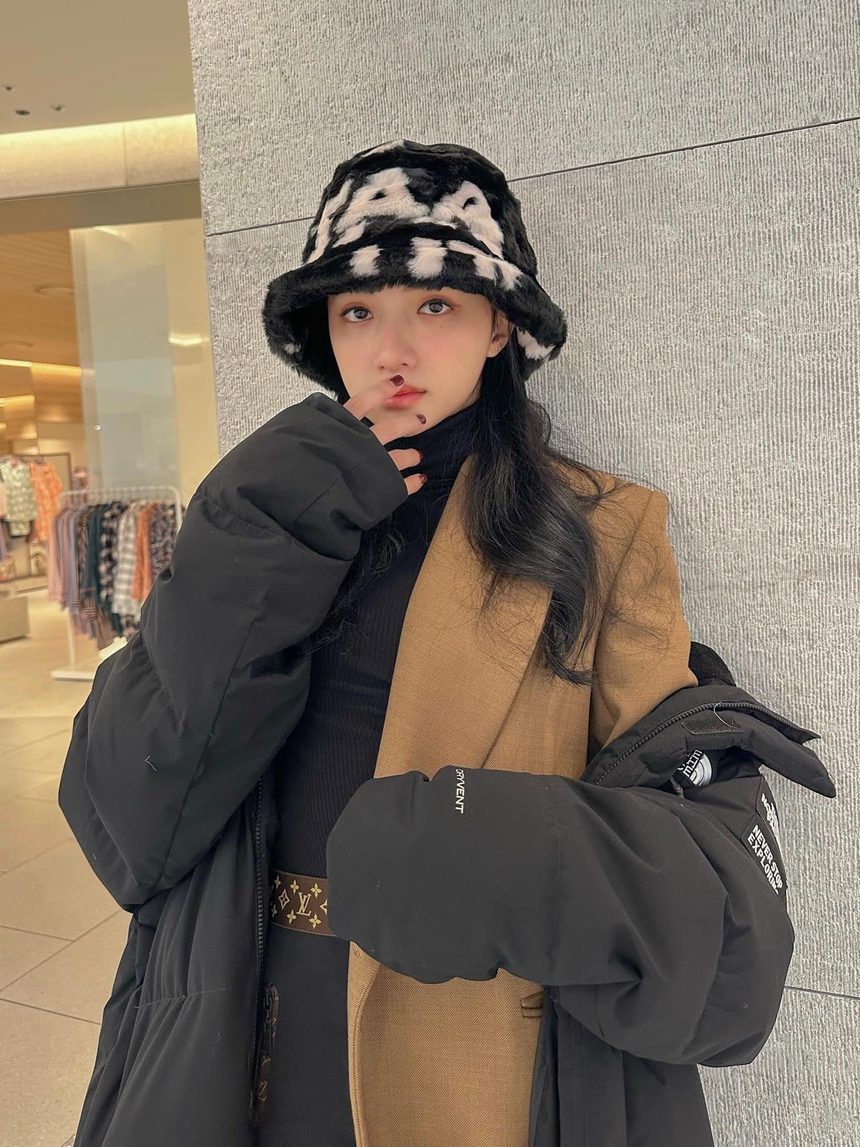 Đọ visual dàn mỹ nhân chuyển giới Vbiz: Hương Giang nóng bỏng, còn người đẹp chi 700 triệu đại phẫu thì sao? - Ảnh 2. Đọ visual dàn mỹ nhân chuyển giới Vbiz: Hương Giang nóng bỏng, còn người đẹp chi 700 triệu đại phẫu thì sao? - Ảnh 2.