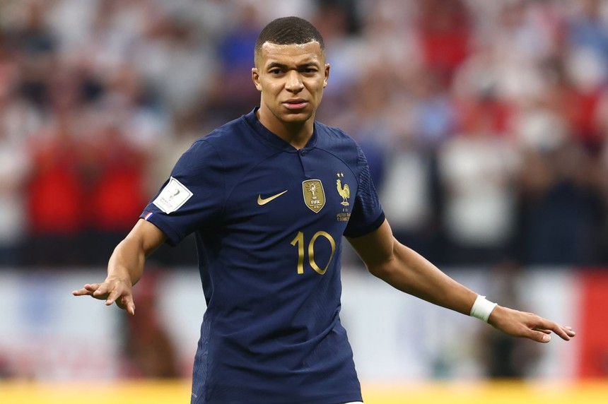 Tin bóng đá tối 3/2: MU xác định mục tiêu thay thế Wan-Bissaka - Ảnh 5. Tin bóng đá tối 3/2: MU xác định mục tiêu thay thế Wan-Bissaka - Ảnh 5.