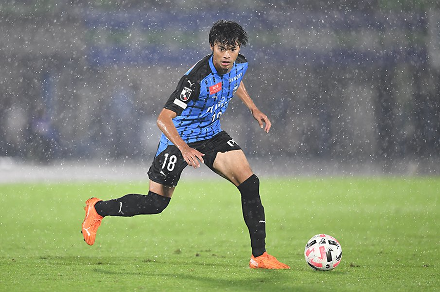 Kaoru Mitoma - “Tsubasa đời thực” nghiên cứu gì mà thành công đến thế ở Giải Ngoại hạng Anh - Ảnh 3.