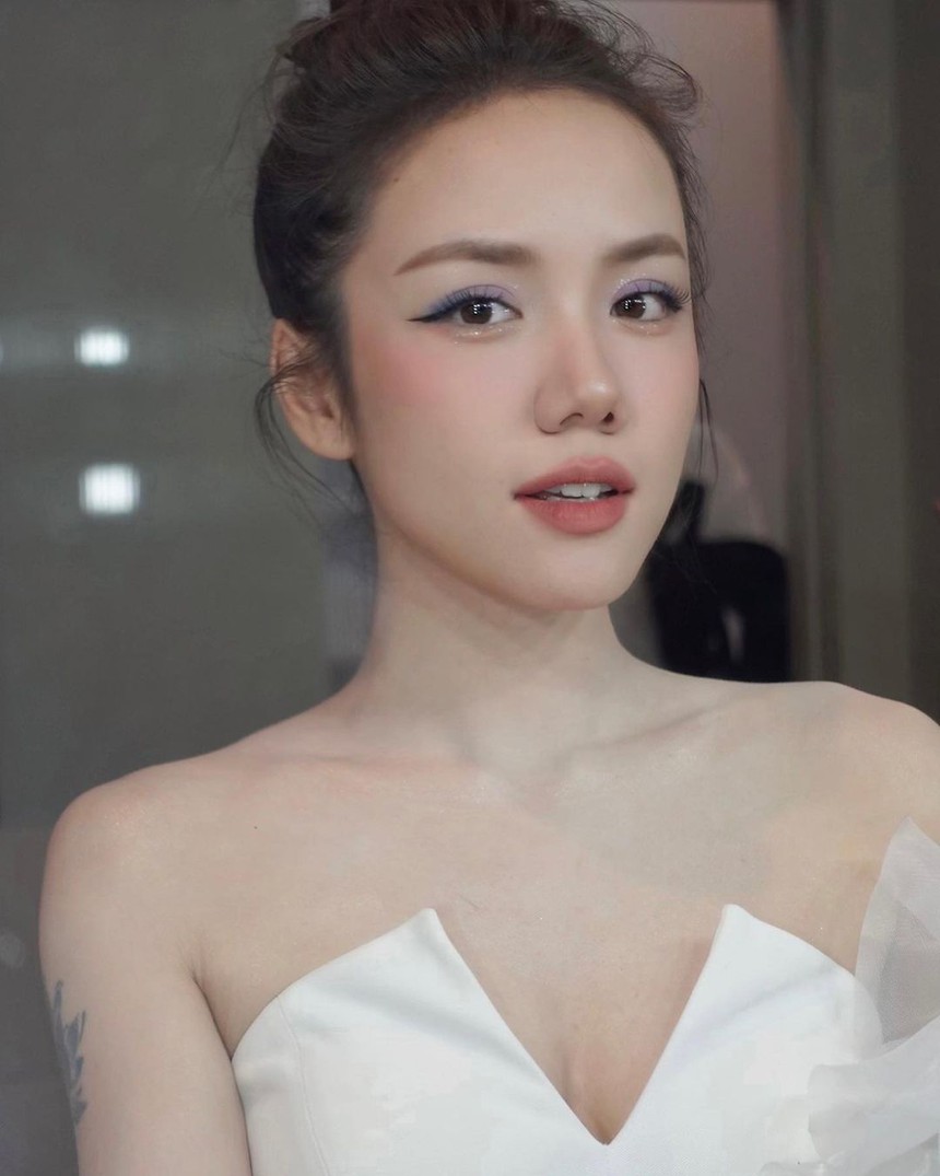 Mỹ nhân Việt 'lọt mắt xanh' của Châu Tinh Trì: Gương mặt hack tuổi đến kinh ngạc, nhìn đến body còn 'cháy' hơn - Ảnh 1.