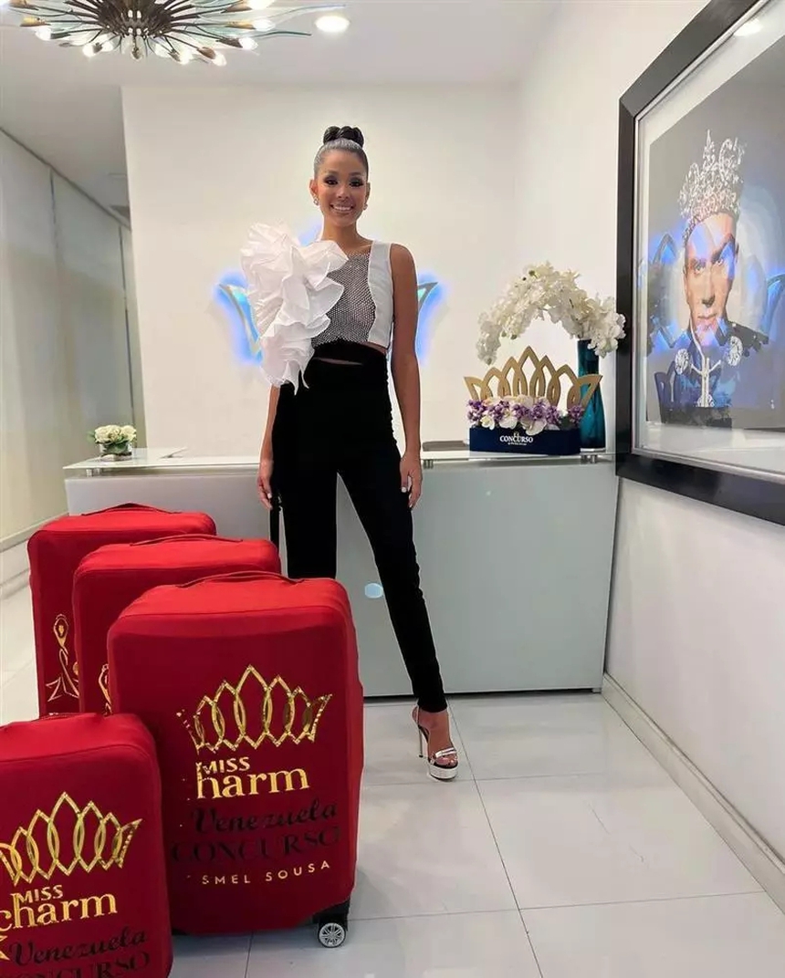 Dàn đối thủ của MC Thanh Thanh Huyền tại Miss Charm 2023: Toàn 'quái vật 5000 máu', nhìn sắc vóc và gu thời trang mà thấy lo cho nữ MC chân dài 1m1 - Ảnh 12. Dàn đối thủ của MC Thanh Thanh Huyền tại Miss Charm 2023: Toàn 'quái vật 5000 máu', nhìn sắc vóc và gu thời trang mà thấy lo cho nữ MC chân dài 1m1 - Ảnh 12.