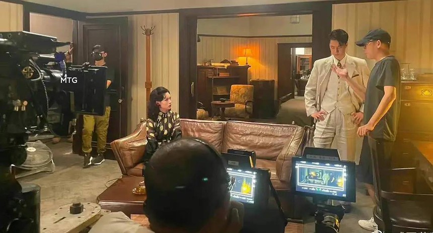 Mỹ nhân bị Trương Tịnh Nghi giật vai để cặp kè Vương Nhất Bác: Nổi sau 1 đêm nhờ đi cạnh Trần Phi Vũ, nhan sắc đúng chuẩn minh tinh  - Ảnh 2.