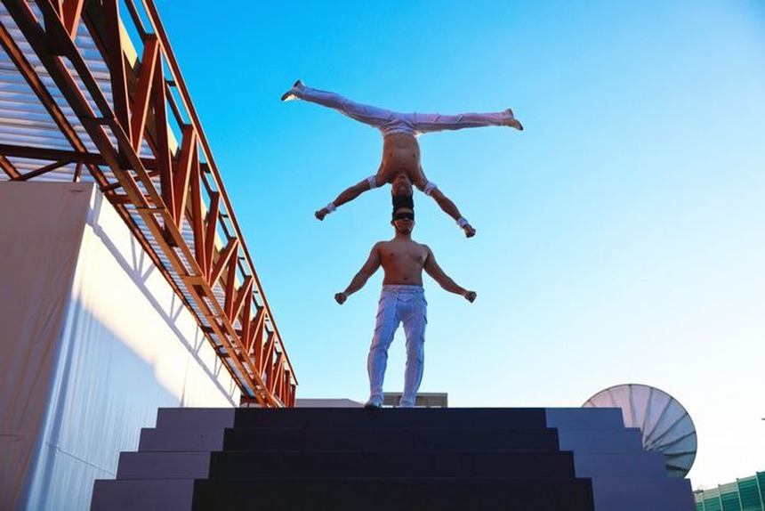 Quốc Nghiệp bị ngã khi luyện tập tại Italy - Ảnh 4. Quốc Nghiệp bị ngã khi luyện tập tại Italy - Ảnh 4.