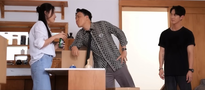 Trấn Thành chê Song Luân đóng cảnh tình cảm - Ảnh 4. Trấn Thành chê Song Luân đóng cảnh tình cảm - Ảnh 4.