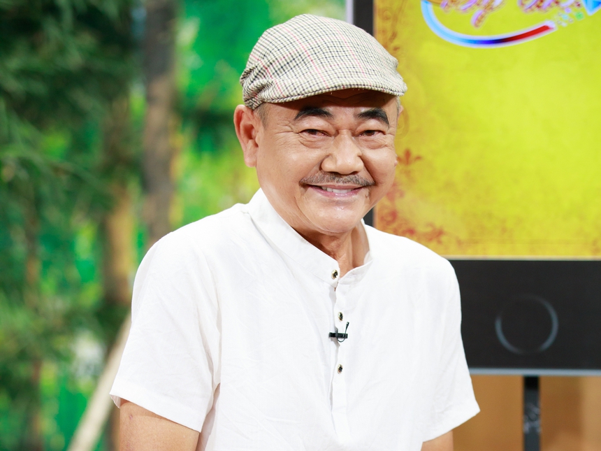 Sao nam Nhà bà nữ: Thầy giáo của Trấn Thành, cuộc sống cô độc trong nhà trọ ở tuổi U70 - Ảnh 3. Sao nam Nhà bà nữ: Thầy giáo của Trấn Thành, cuộc sống cô độc trong nhà trọ ở tuổi U70 - Ảnh 3.