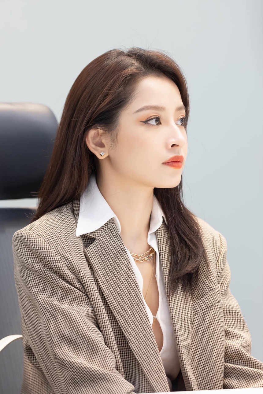 Sao nữ Vbiz bất ngờ sang Mỹ du học nhưng trở về sau 2 tháng giờ ra sao?  - Ảnh 1.