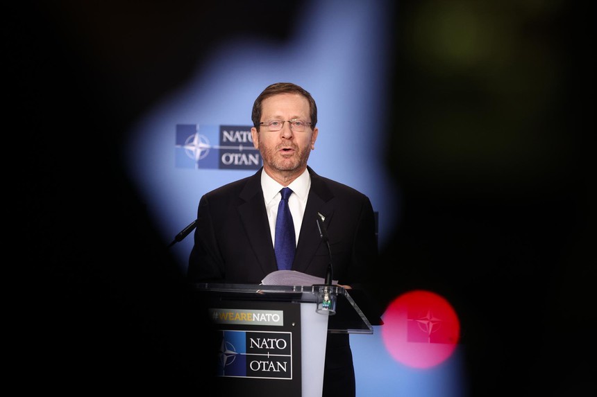 ChatGPT đã khủng khiếp thế này: Được Tổng thống Israel dùng để viết diễn văn, phát biểu trước 20.000 khán giả - Ảnh 1. ChatGPT đã khủng khiếp thế này: Được Tổng thống Israel dùng để viết diễn văn, phát biểu trước 20.000 khán giả - Ảnh 1.