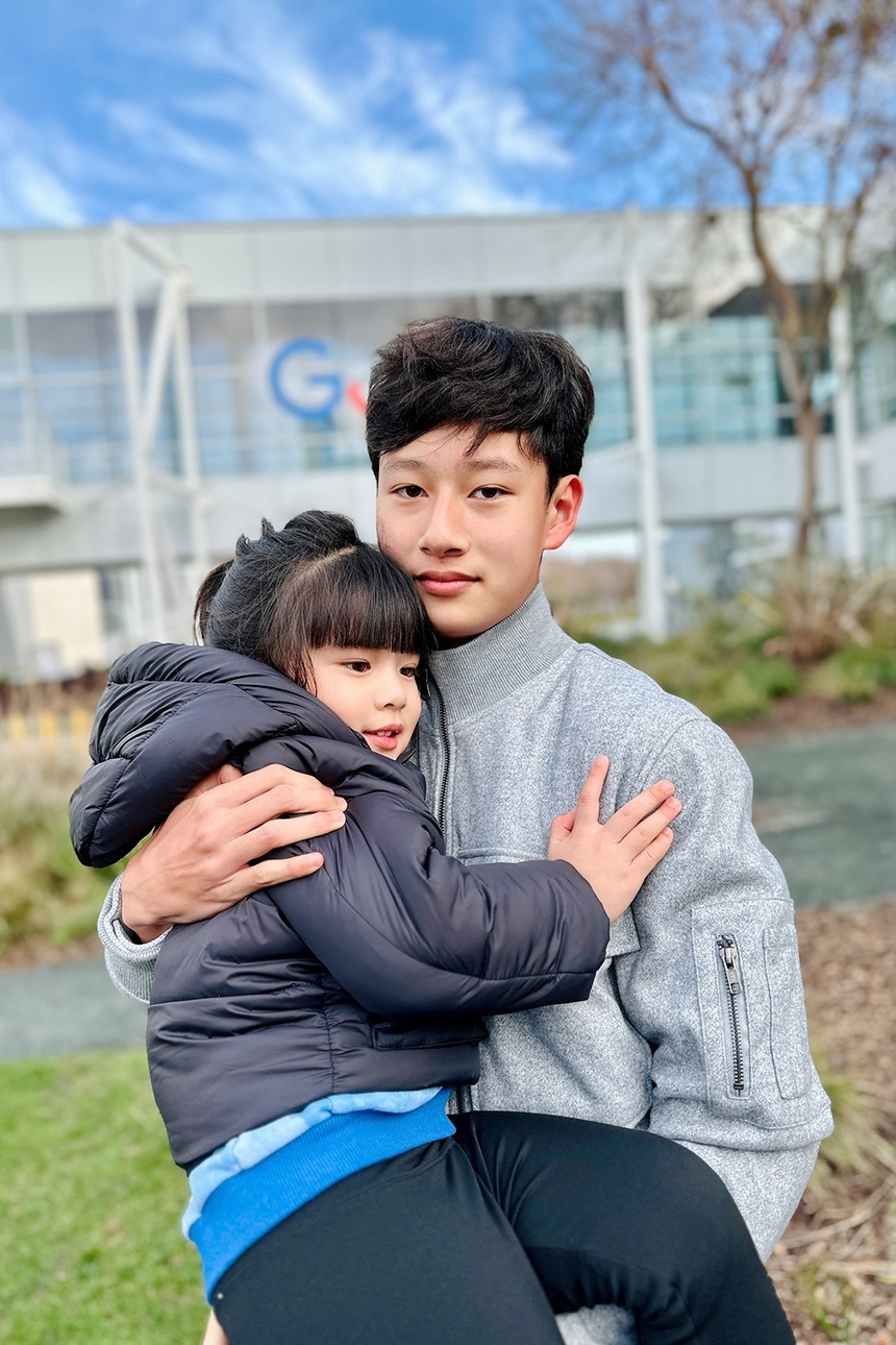 Quý tử nhà Quang Dũng trổ mã với chiều cao 1m85 ở tuổi 15 - Ảnh 5. Quý tử nhà Quang Dũng trổ mã với chiều cao 1m85 ở tuổi 15 - Ảnh 5.