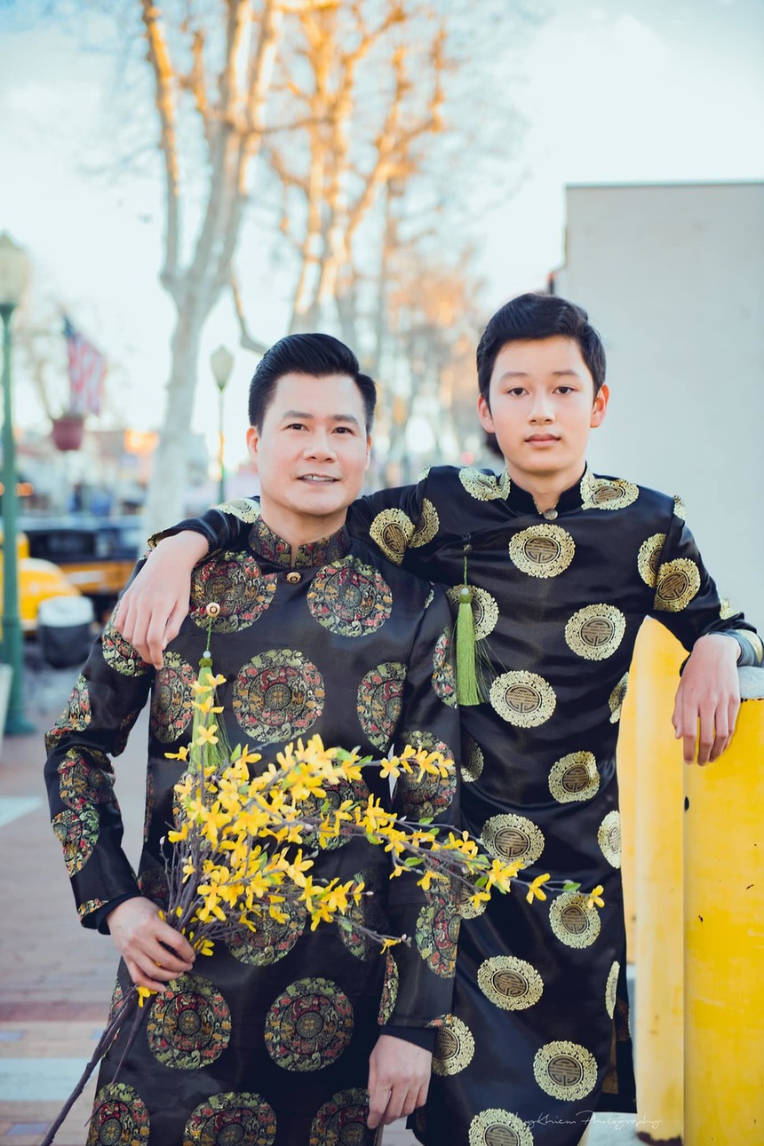 Quý tử nhà Quang Dũng trổ mã với chiều cao 1m85 ở tuổi 15 - Ảnh 8. Quý tử nhà Quang Dũng trổ mã với chiều cao 1m85 ở tuổi 15 - Ảnh 8.