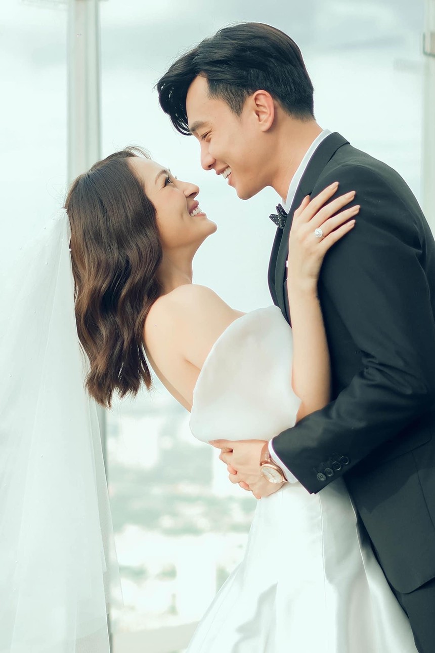 Dàn người tình màn ảnh của Bảo Anh: Toàn trai đẹp nổi danh, nổi nhất là mỹ nam giàu có nức tiếng - Ảnh 3. Dàn người tình màn ảnh của Bảo Anh: Toàn trai đẹp nổi danh, nổi nhất là mỹ nam giàu có nức tiếng - Ảnh 3.