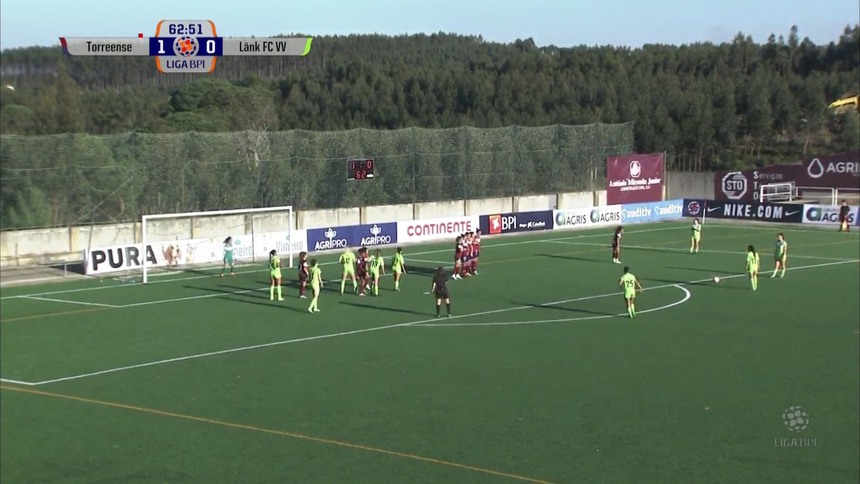 Huỳnh như lập siêu phẩm sút phạt cho Lank FC - Ảnh 2.