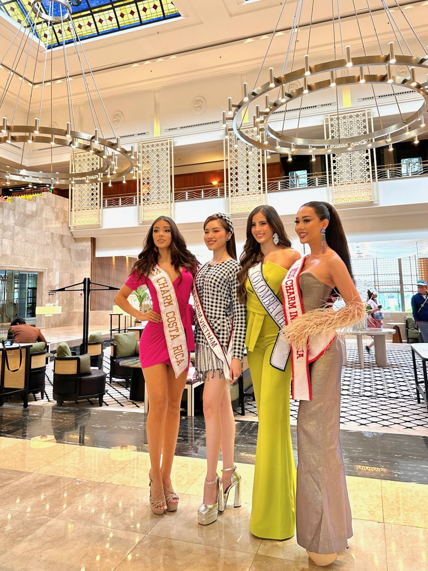 Thanh Thanh Huyền khoe nhan sắc 'visual' giữa dàn thí sinh trong ngày đầu tham gia Miss Charm 2023 - Ảnh 5.