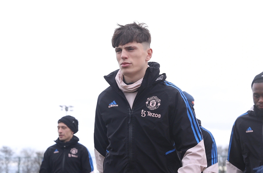 Tin bóng đá MU 4/2: MU ký hợp đồng tới năm 2028 với 'Ronaldo mới' - Ảnh 2. Tin bóng đá MU 4/2: MU ký hợp đồng tới năm 2028 với 'Ronaldo mới' - Ảnh 2.