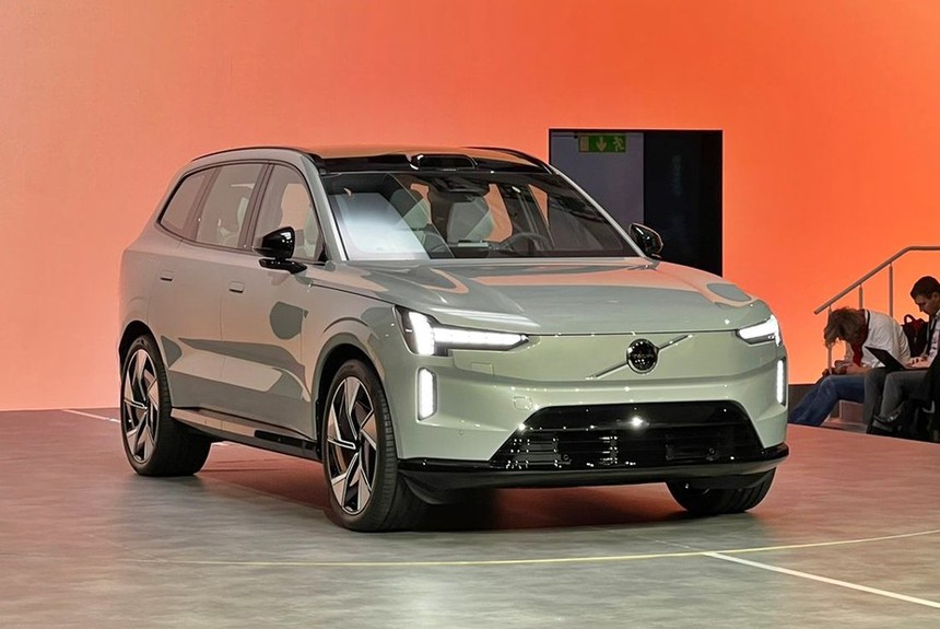 Xe điện Volvo về Việt Nam sẽ rẻ hơn trong năm nay nhờ điều này - Ảnh 2.
