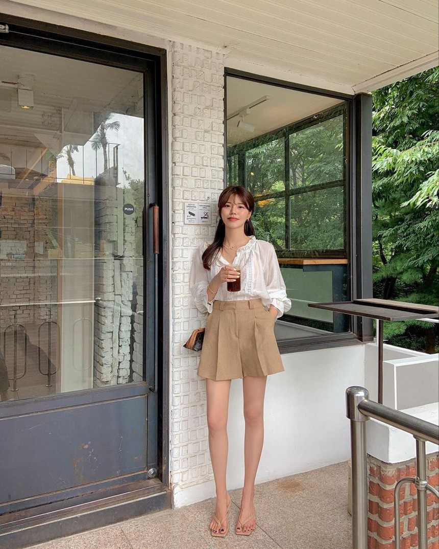 8 gợi ý phối đồ tông be cho nàng công sở: dễ áp dụng lại cực kỳ nổi bật  - Ảnh 8.