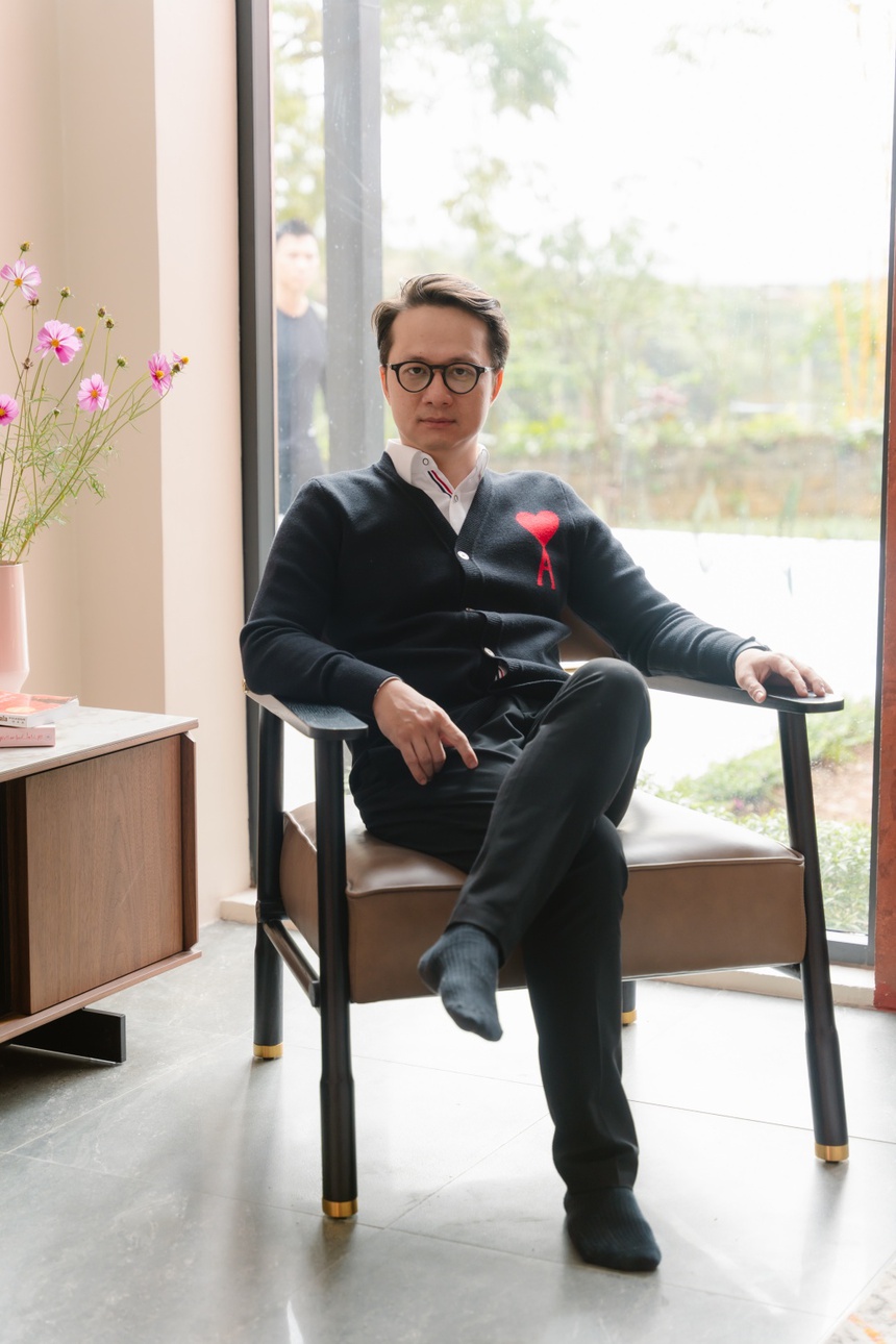 Tập 8 'Là Nhà': Sửa nhà kỷ niệm của mẹ thành siêu phẩm giữa rừng cây, Adrian Anh Tuấn - Sơn Đoàn vỡ òa vì quá đẹp - Ảnh 3.