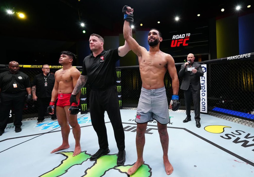 UFC FN 218: "Vua knock-out" Derrick Lewis lại thua, võ sĩ Indonesia lỡ cơ hội tạo ra lịch sử - Ảnh 5.