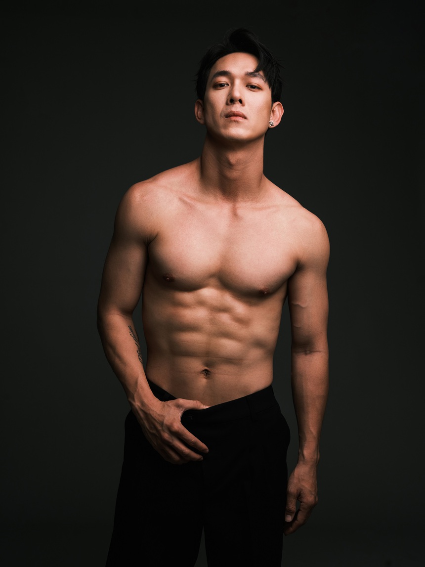 Song Luân hot càng thêm hot: Giai điệu 10 năm trước bất ngờ gây sốt MXH nhưng visual vướng nghi vấn 'đập đi xây lại gần hết'! - Ảnh 8. Song Luân hot càng thêm hot: Giai điệu 10 năm trước bất ngờ gây sốt MXH nhưng visual vướng nghi vấn 'đập đi xây lại gần hết'! - Ảnh 8.