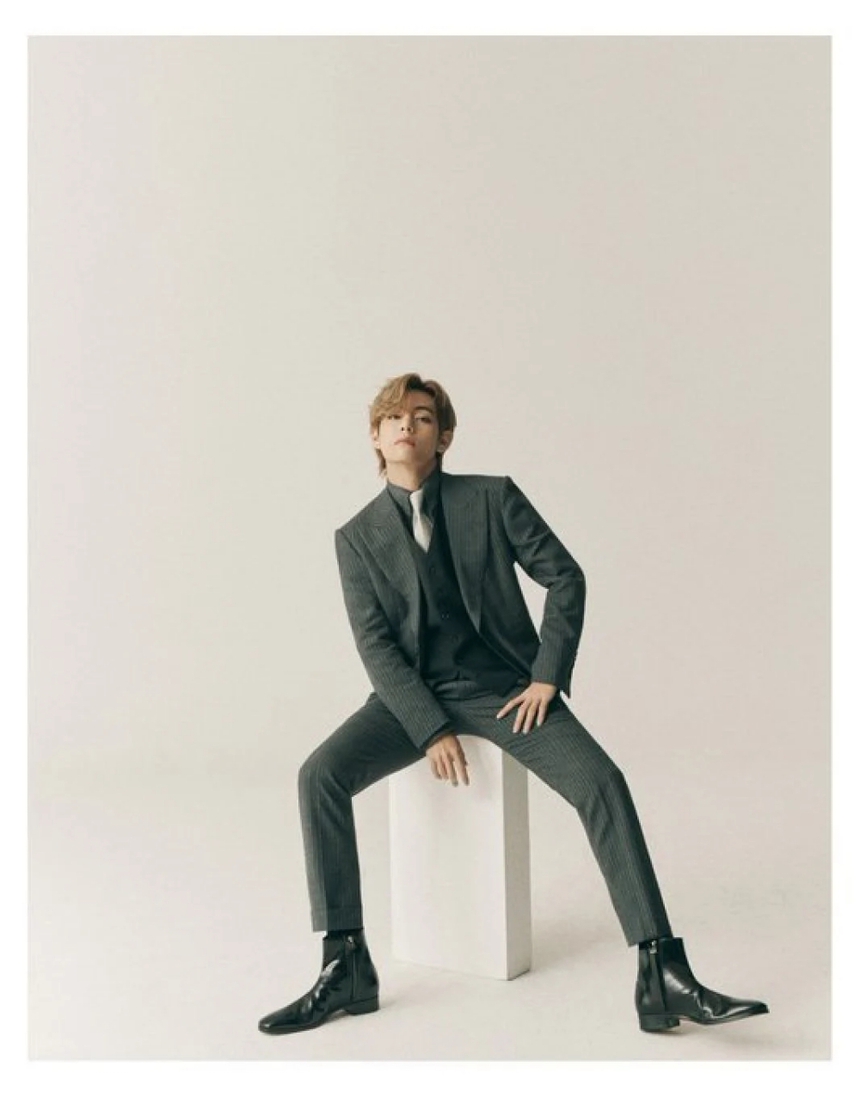 8 lần sao Kpop thống trị giới thời trang: BTS, Blackpink, Big Bang - Ảnh 13. 8 lần sao Kpop thống trị giới thời trang: BTS, Blackpink, Big Bang - Ảnh 13.