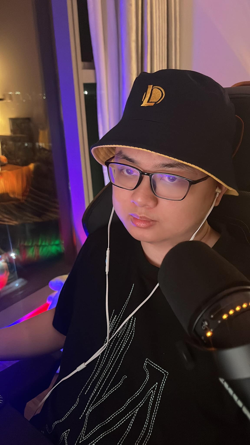 SofM nghe lời khuyên của ChatGPT để nạp game không bị vợ mắng, nhưng kết quả nhận về trái đắng - Ảnh 1. SofM nghe lời khuyên của ChatGPT để nạp game không bị vợ mắng, nhưng kết quả nhận về trái đắng - Ảnh 1.