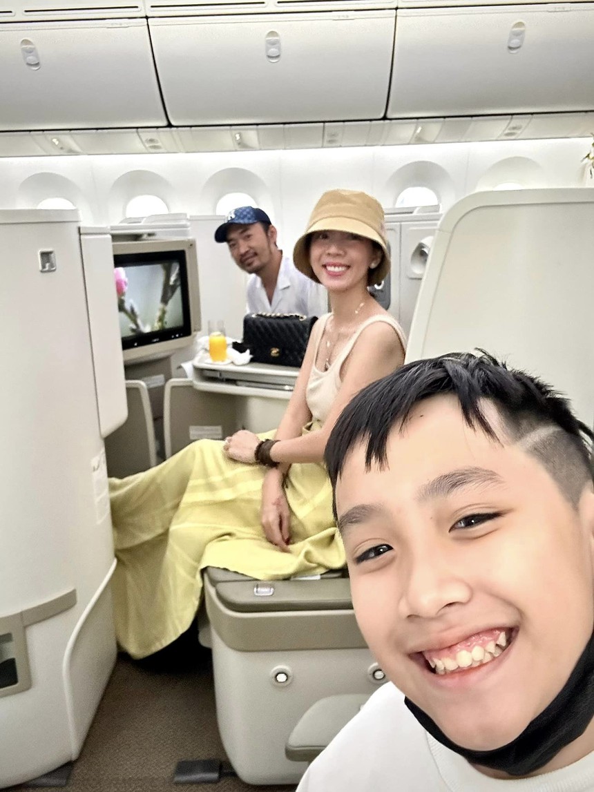 Sao Vbiz hoán đổi tiền lì xì của con từ 10 triệu thành 100 nghìn nhưng nhóc tỳ không nhận ra vì lí do ít ai ngờ đến - Ảnh 3. Sao Vbiz hoán đổi tiền lì xì của con từ 10 triệu thành 100 nghìn nhưng nhóc tỳ không nhận ra vì lí do ít ai ngờ đến - Ảnh 3.