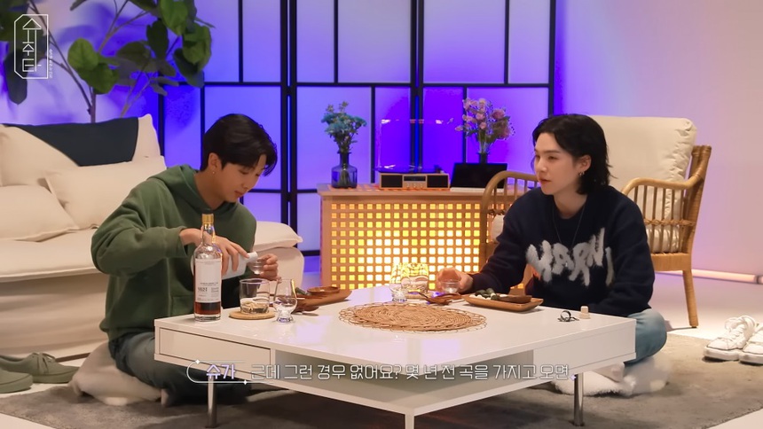 Trưởng nhóm BTS hé lộ thời gian trở lại với đội hình 7 người - Ảnh 4.