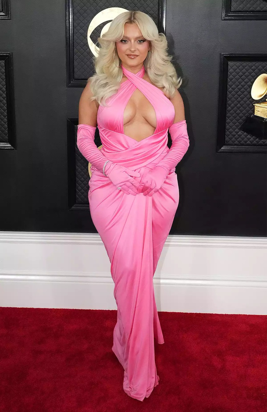 Thảm đỏ Grammy 2023: Taylor Swift xinh ngút ngàn lấn át Heidi Klum - Bebe Rexha hở bạo, Sam Smith mang cả dàn vũ công đến sự kiện - Ảnh 5.