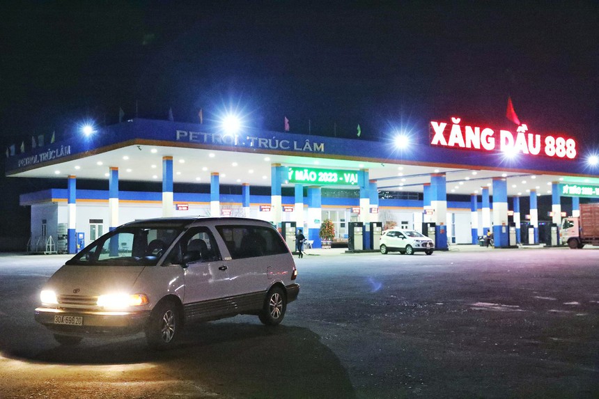 Tôi bỏ 180 triệu mua Toyota Previa 1990 chạy gần 10 năm khắp Tây Bắc: 'Ngốn xăng nhưng đáng từng đồng' - Ảnh 6.