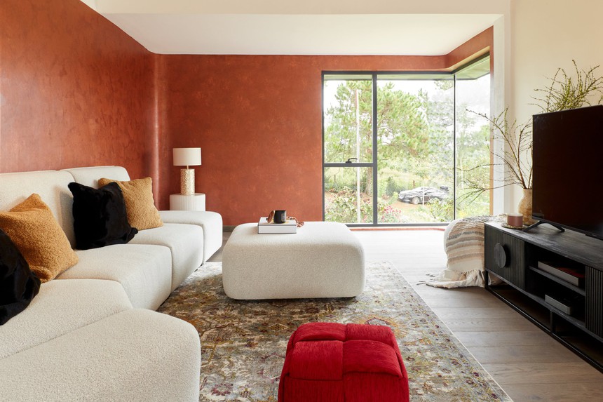 Khám phá căn nhà rộng 6 hecta ở đỉnh núi Đà Lạt của cặp đôi LGBT nổi tiếng: Xứng danh “siêu phẩm” cực chill giữa rừng thông - Ảnh 5. Khám phá căn nhà rộng 6 hecta ở đỉnh núi Đà Lạt của cặp đôi LGBT nổi tiếng: Xứng danh “siêu phẩm” cực chill giữa rừng thông - Ảnh 5.