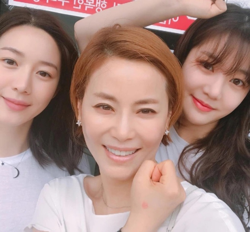 Lee Seung Gi xua hết mọi 'ì xèo', quyết định kết hôn với Lee Da In vào tháng 4 - Ảnh 4.