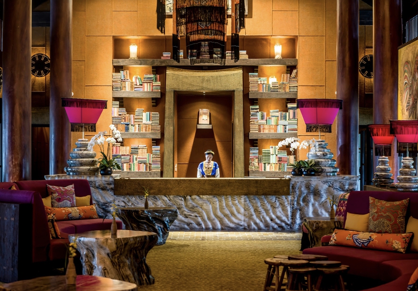 Lễ hội hoá trang lãng mạn, độc đáo thu hút giới trẻ dịp lễ Tình nhân  - Ảnh 2.