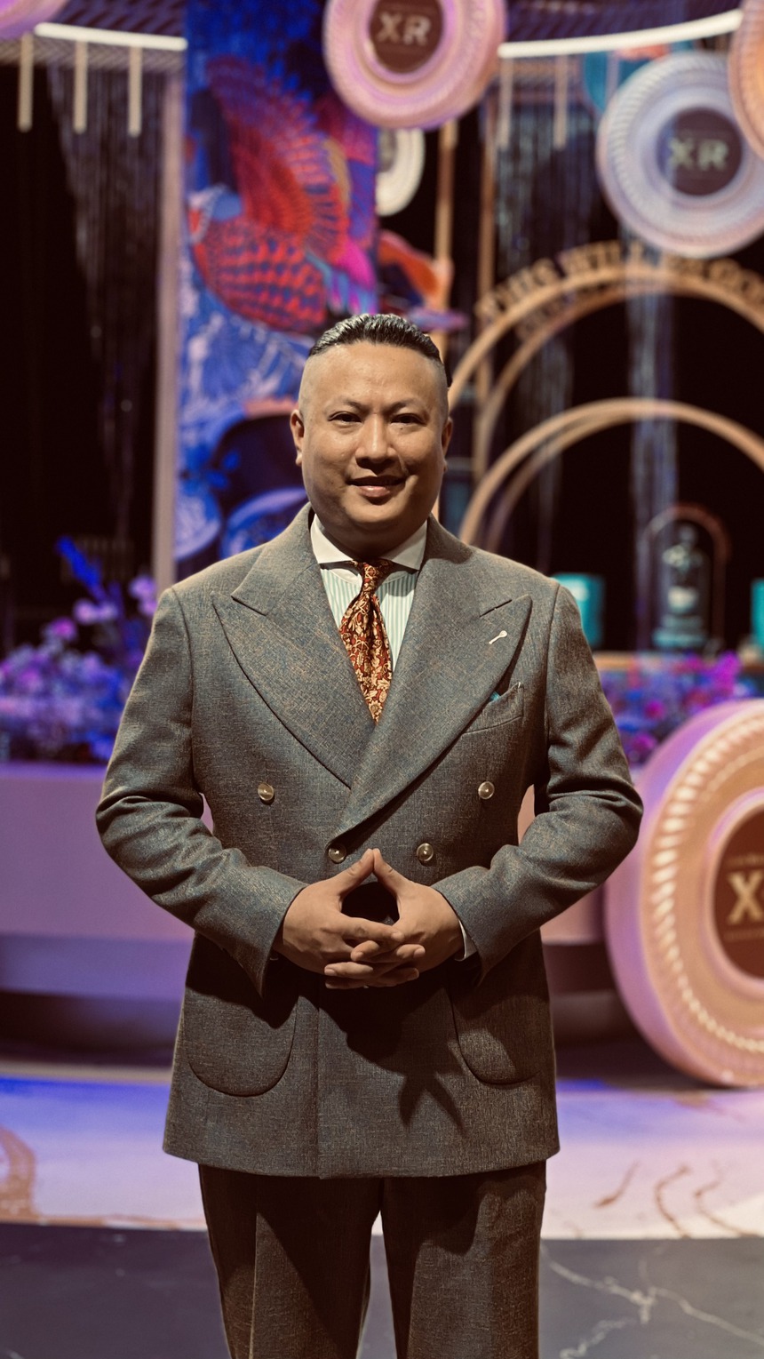 Big Pilot Daddy: Chỉ có thượng lưu trên phim mới tiêu tiền như nước, còn người giàu ngoài đời lên TikTok xem drama là bình thường - Ảnh 4.