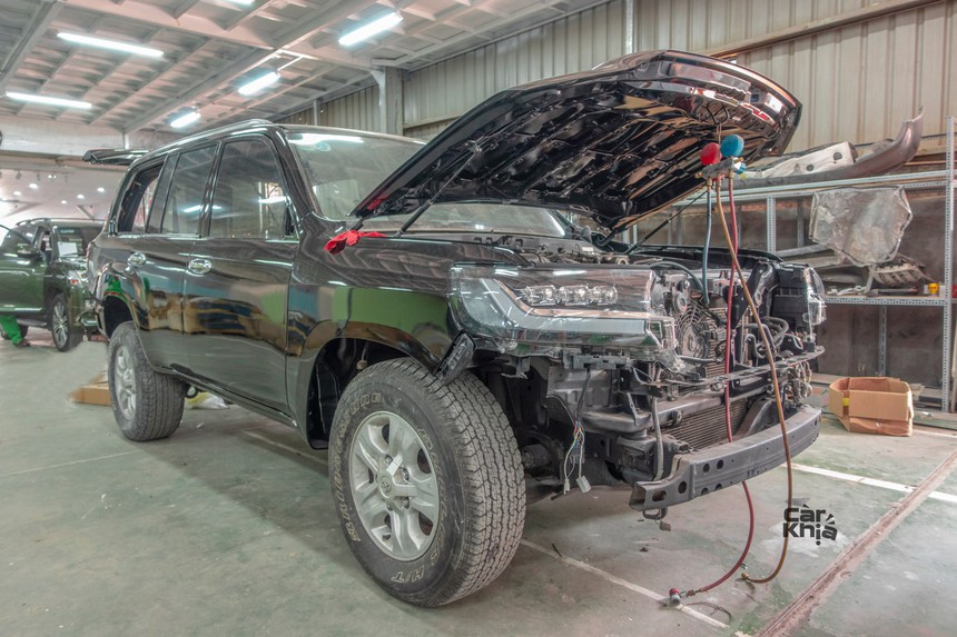 Mất 2 tháng với 650 triệu, thợ Việt lột xác Land Cruiser 2005 giống hệt xe đời mới giá 7 tỷ - Ảnh 6.