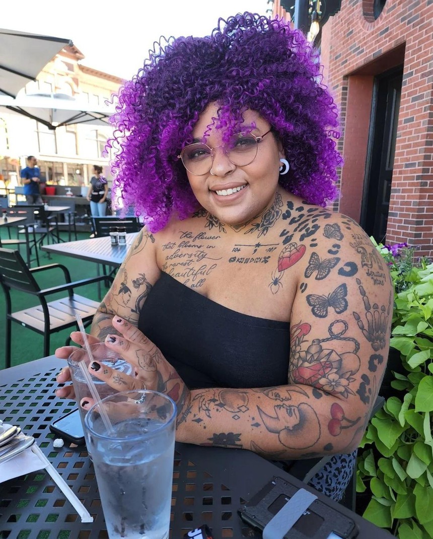 Mốt khoe “đặc quyền xấu xí” trên TikTok: Trong xã hội trọng ngoại hình, không xinh đẹp lại bớt rắc rối và chọn lọc được những điều chân thật nhất - Ảnh 2. Mốt khoe “đặc quyền xấu xí” trên TikTok: Trong xã hội trọng ngoại hình, không xinh đẹp lại bớt rắc rối và chọn lọc được những điều chân thật nhất - Ảnh 2.