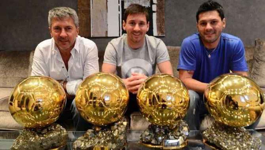 Anh ruột Messi phải xin lỗi vì nói "Barca phản bội em tôi" - Ảnh 1. Anh ruột Messi phải xin lỗi vì nói "Barca phản bội em tôi" - Ảnh 1.