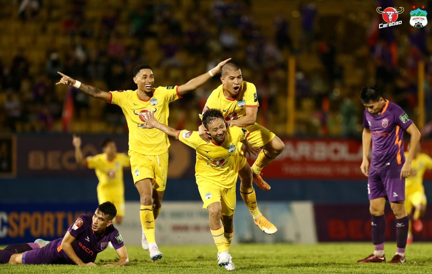 Bóng đá Việt Nam ngày 9/2: Cầu thủ trẻ HAGL tiến bộ rất nhiều - Ảnh 1.