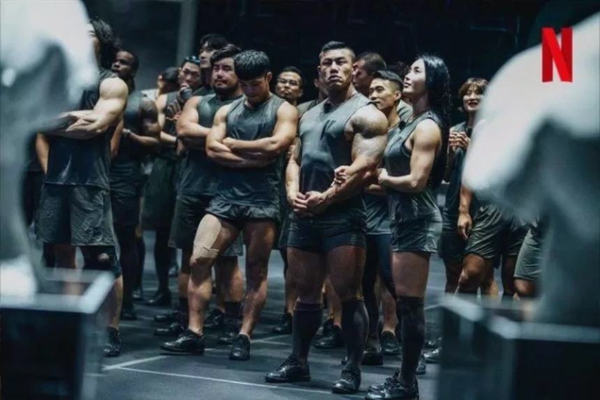 'Physical 100' có gì thú vị khiến Jungkook BTS phải 'cày xuyên đêm'? - Ảnh 3. 'Physical 100' có gì thú vị khiến Jungkook BTS phải 'cày xuyên đêm'? - Ảnh 3.