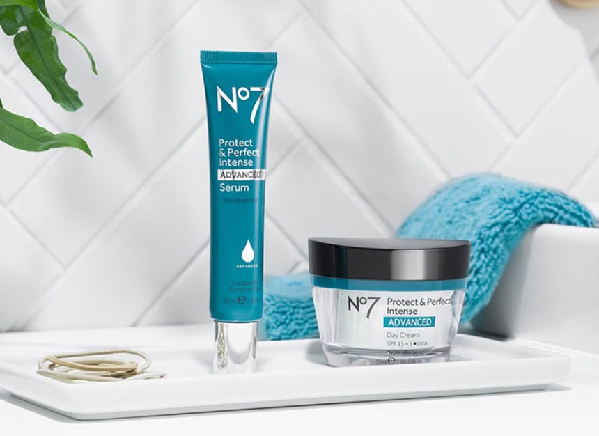 20 sản phẩm làm đẹp chứa retinol - Ảnh 1. 20 sản phẩm làm đẹp chứa retinol - Ảnh 1.