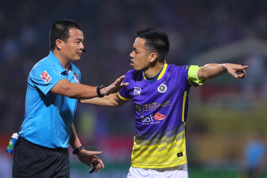 Tin nóng bóng đá Việt tối 24/10: Lý do Văn Quyết vắng mặt đề cử QBV, CLB CAHN có thể thay ngoại binh - Ảnh 2. Tin nóng bóng đá Việt tối 24/10: Lý do Văn Quyết vắng mặt đề cử QBV, CLB CAHN có thể thay ngoại binh - Ảnh 2.