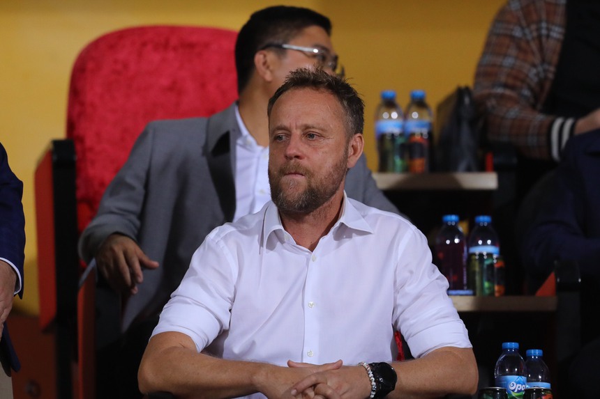 Văn Quyết một tay đánh bại ‘dải ngân hà’ V-League trong ngày HLV ĐT Thái Lan dự khán - Ảnh 1. Văn Quyết một tay đánh bại ‘dải ngân hà’ V-League trong ngày HLV ĐT Thái Lan dự khán - Ảnh 1.