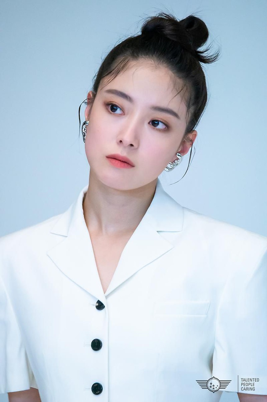 Top 15 nữ diễn viên xinh đẹp nhất xứ Hàn năm 2023: Suzy chỉ đứng thứ 5 - Ảnh 5. Top 15 nữ diễn viên xinh đẹp nhất xứ Hàn năm 2023: Suzy chỉ đứng thứ 5 - Ảnh 5.