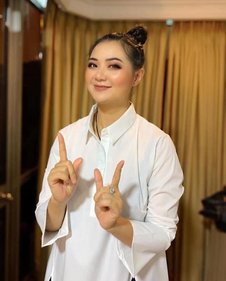 Ca sĩ Triệu Trang: "Với những gì đã làm 20 năm qua, không ai soán ngôi, thay tên tôi được" - Ảnh 3.