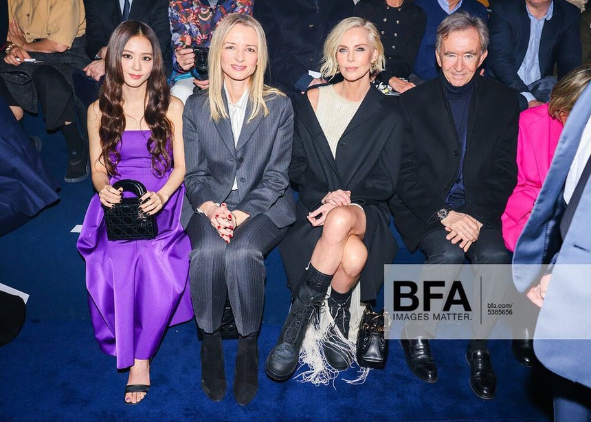 Cư dân mạng choáng với đãi ngộ chưa từng có của Dior dành cho Jisoo Blackpink - Ảnh 7.