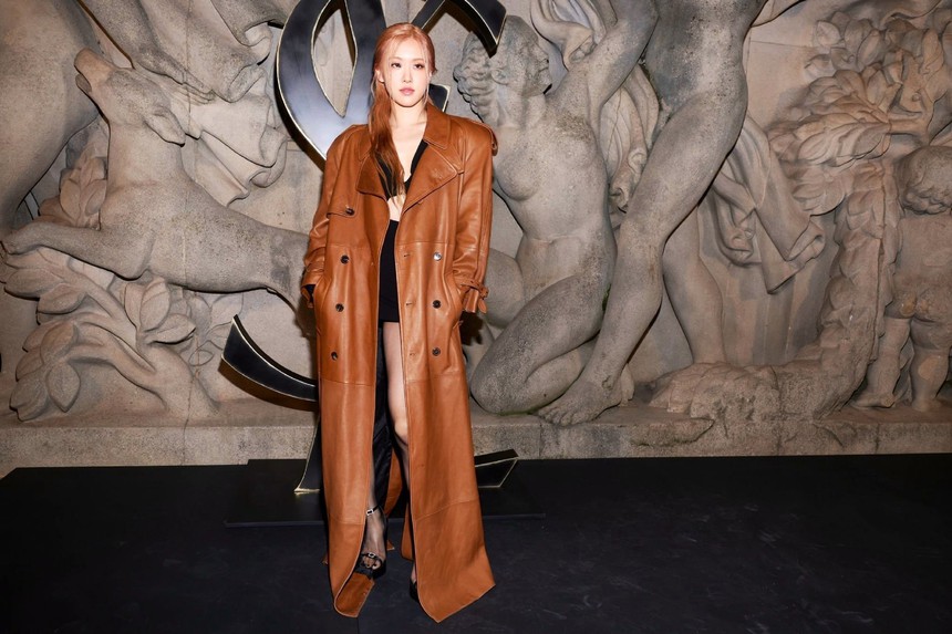 Dự show YSL, Rosé Blackpink lọt top hotsearch Weibo vì điều này - Ảnh 1. Dự show YSL, Rosé Blackpink lọt top hotsearch Weibo vì điều này - Ảnh 1.