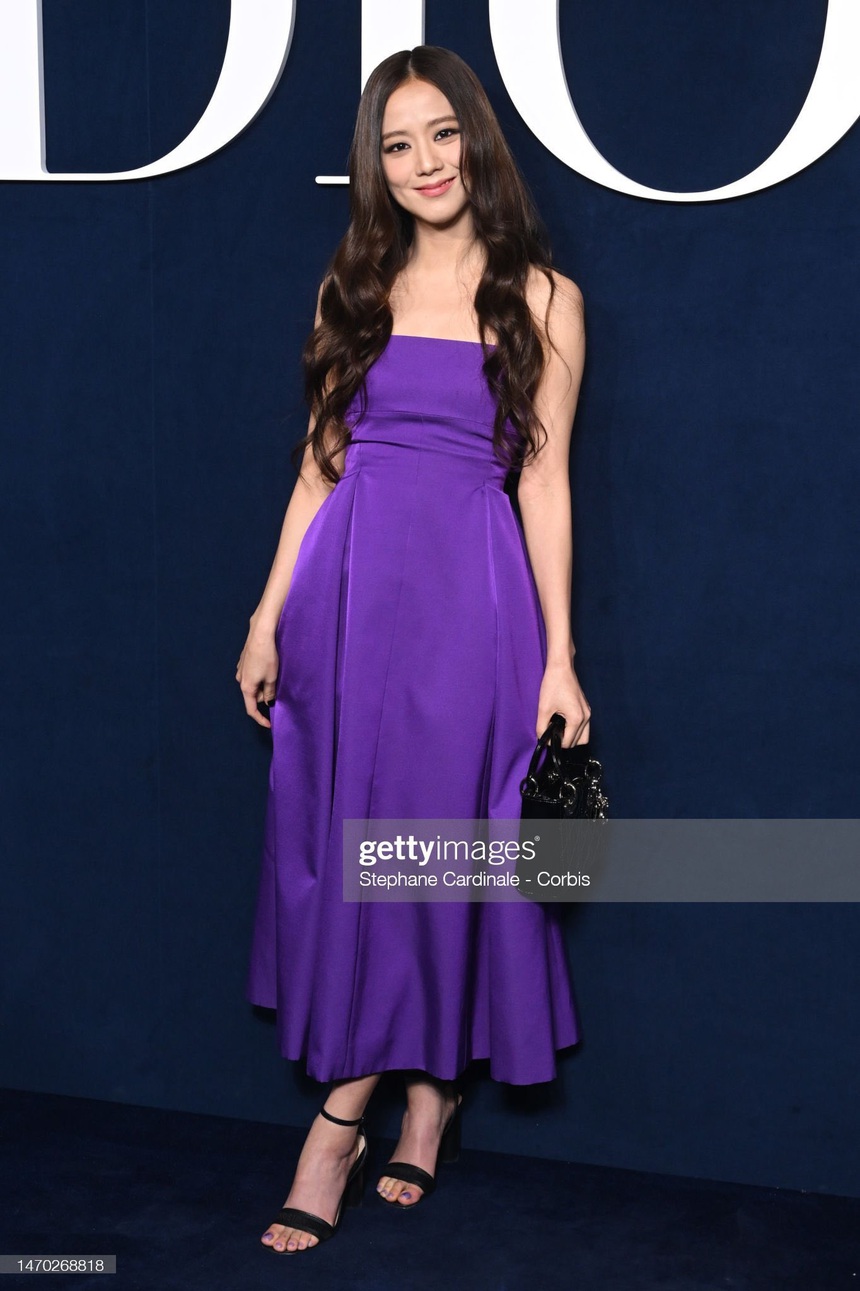 Cư dân mạng choáng với đãi ngộ chưa từng có của Dior dành cho Jisoo Blackpink - Ảnh 1.