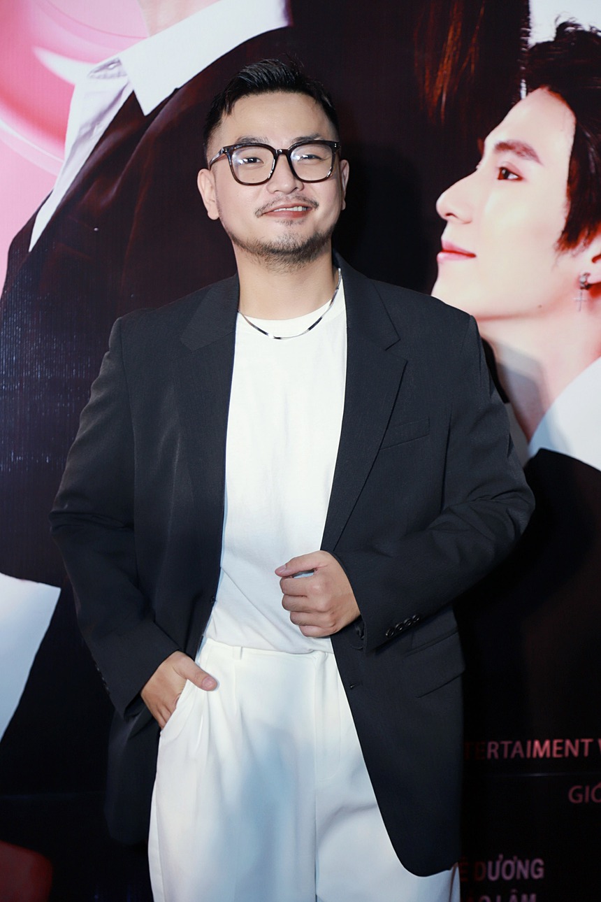 Cặp đôi Hồng Thanh - DJ Mie cực kỳ tình tứ đi xem phim giữa tin đồn chia tay - Ảnh 25.