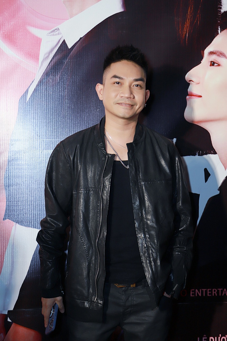 Cặp đôi Hồng Thanh - DJ Mie cực kỳ tình tứ đi xem phim giữa tin đồn chia tay - Ảnh 20.